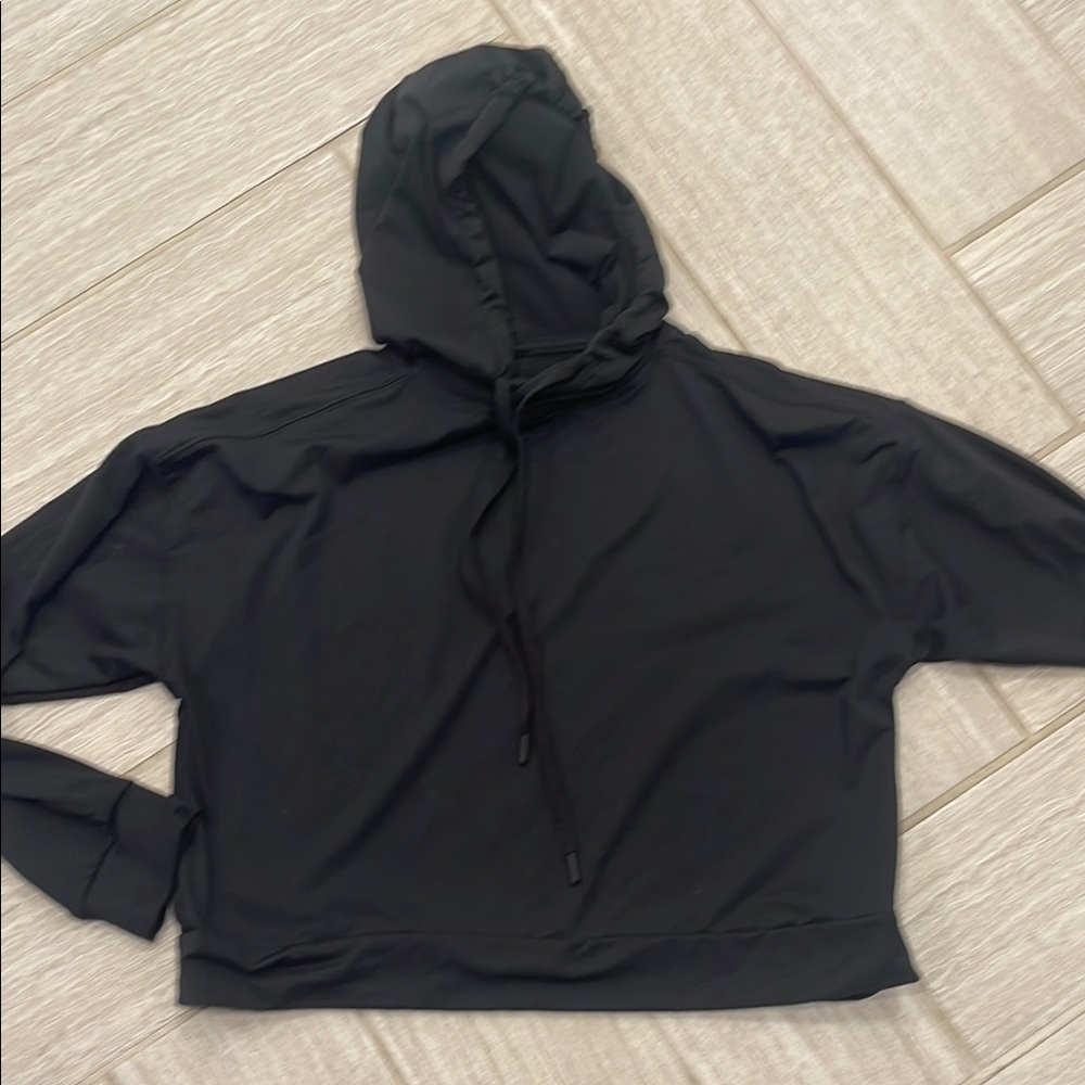 Women’s xs all in motion cropped lightweight hoodie